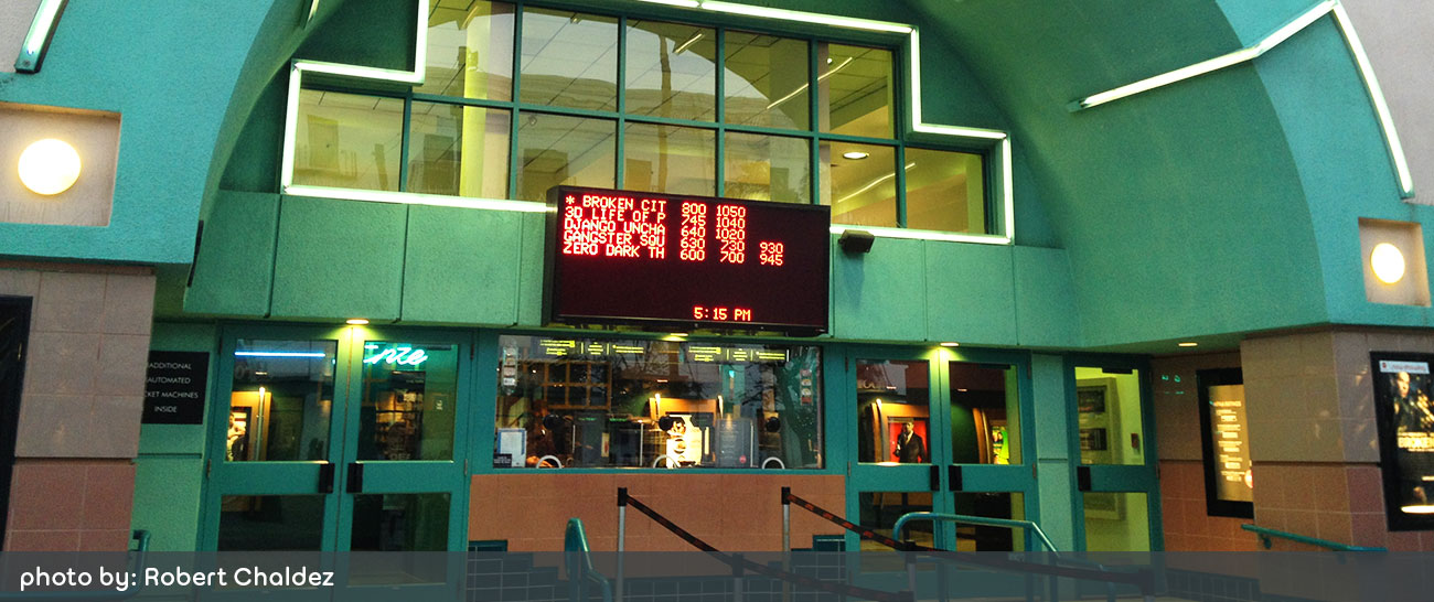 AMC Santa Monica 7 exterior