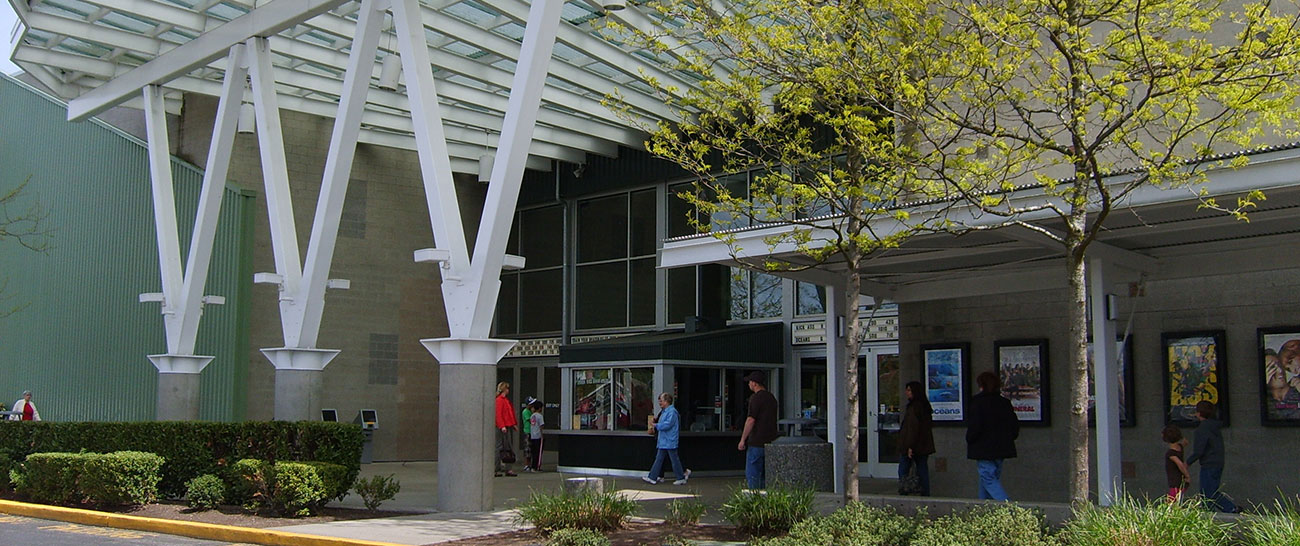 AMC Woodinville 12
