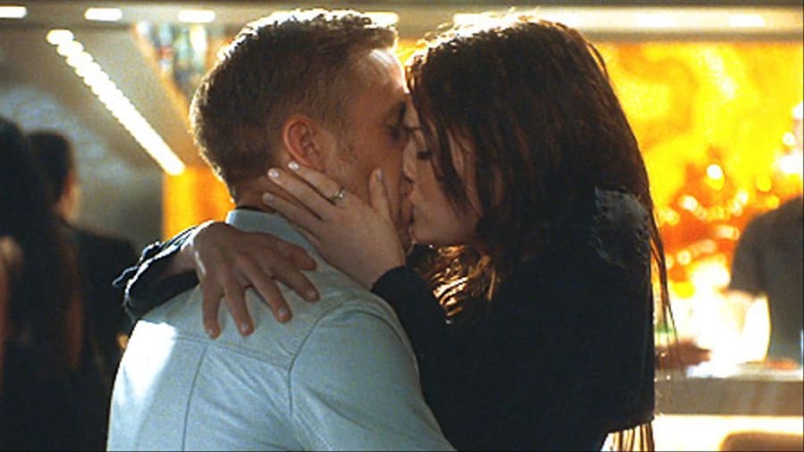 crazy stupid love kiss