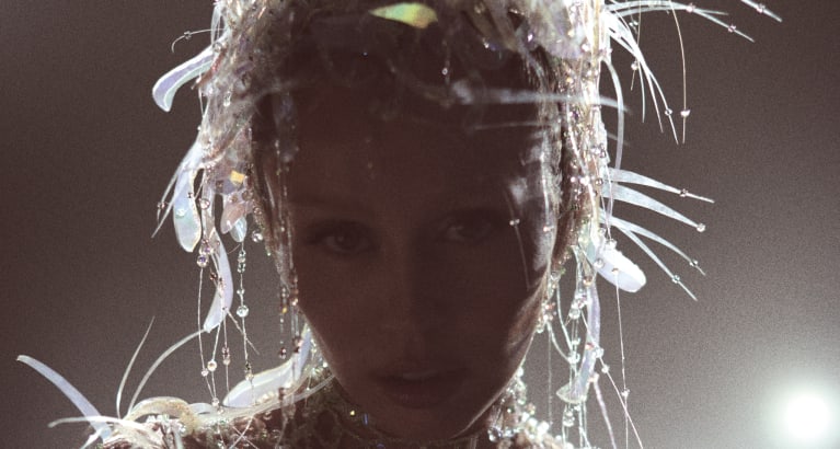 Miley Cyrus: Something Beautiful
