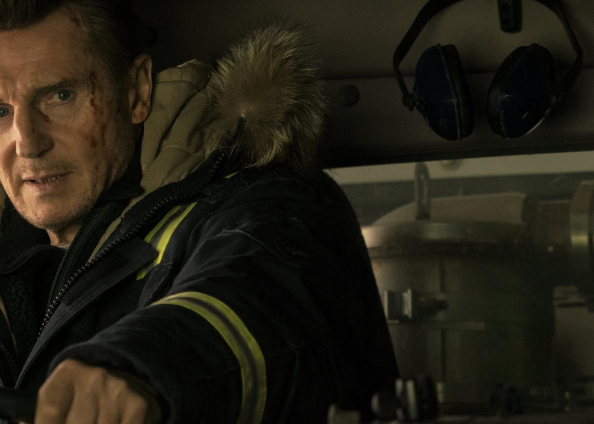 Liam Neeson's latest fight #COLDPURSUIT
