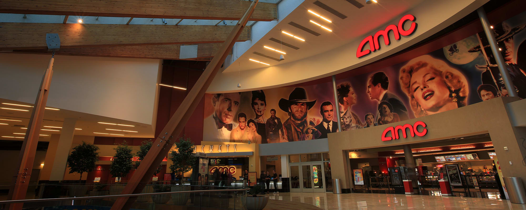 AMC Southcenter 16