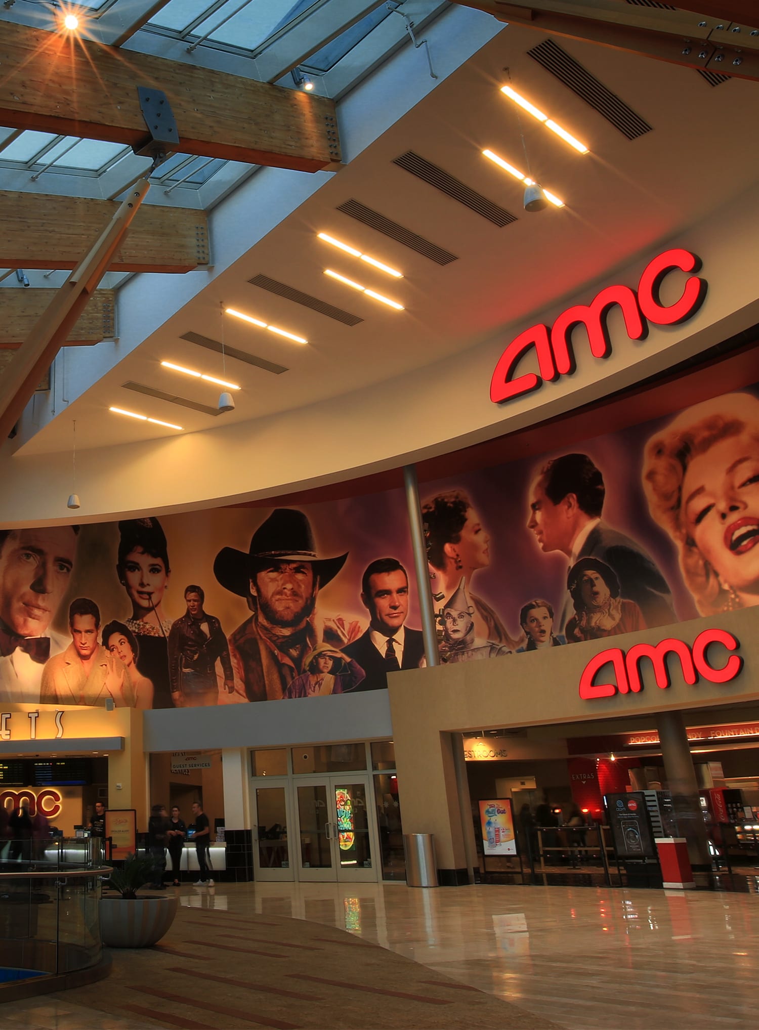 AMC Southcenter 16