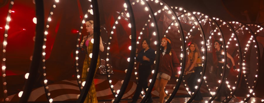 BIRDS OF PREY (AND THE FANTABULOUS EMANCIPATION OF ONE HARLEY QUINN)