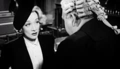 Scene from Witness for the Prosecution
