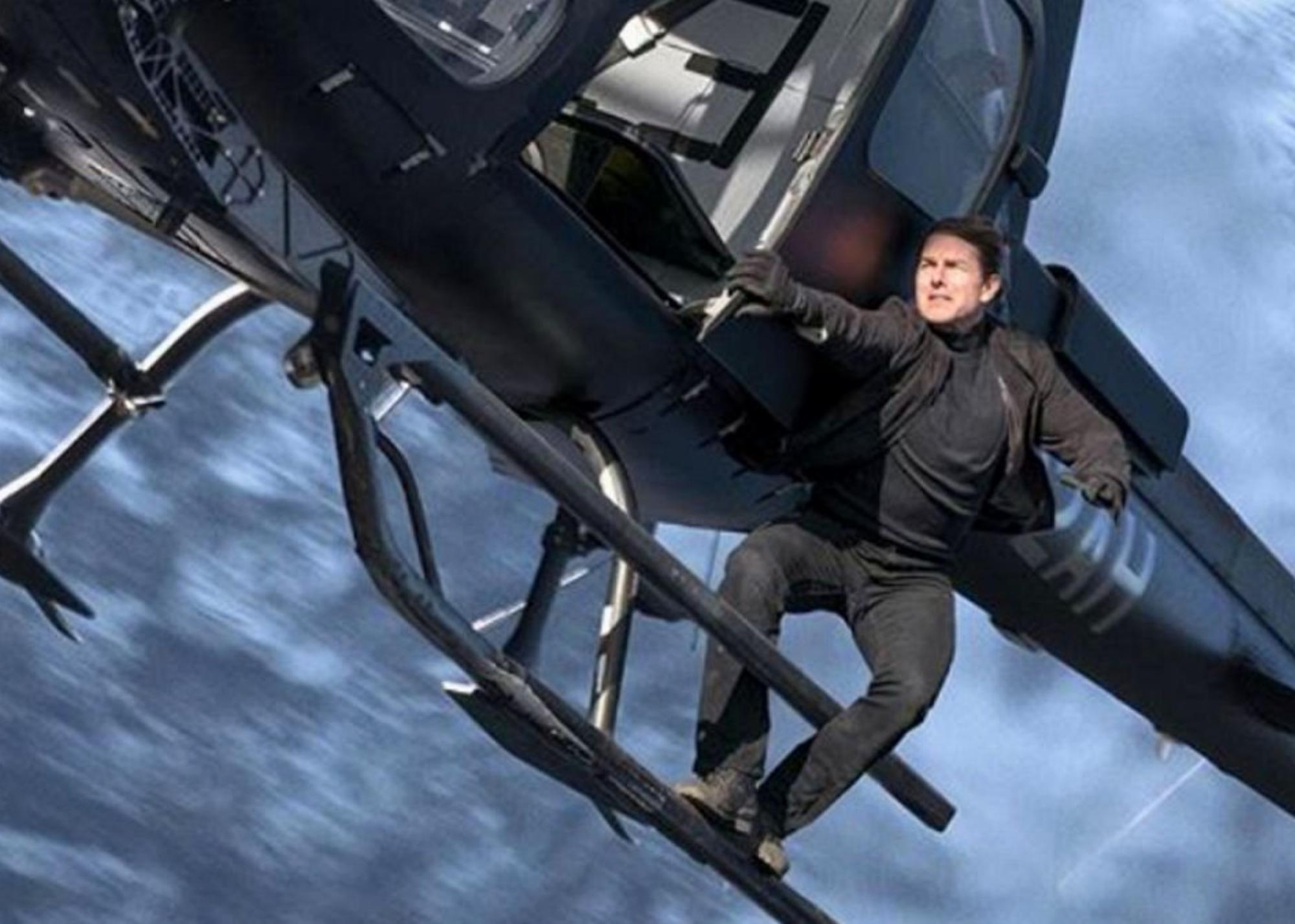 Tom Cruise Mission Impossible 1 Train Stunt