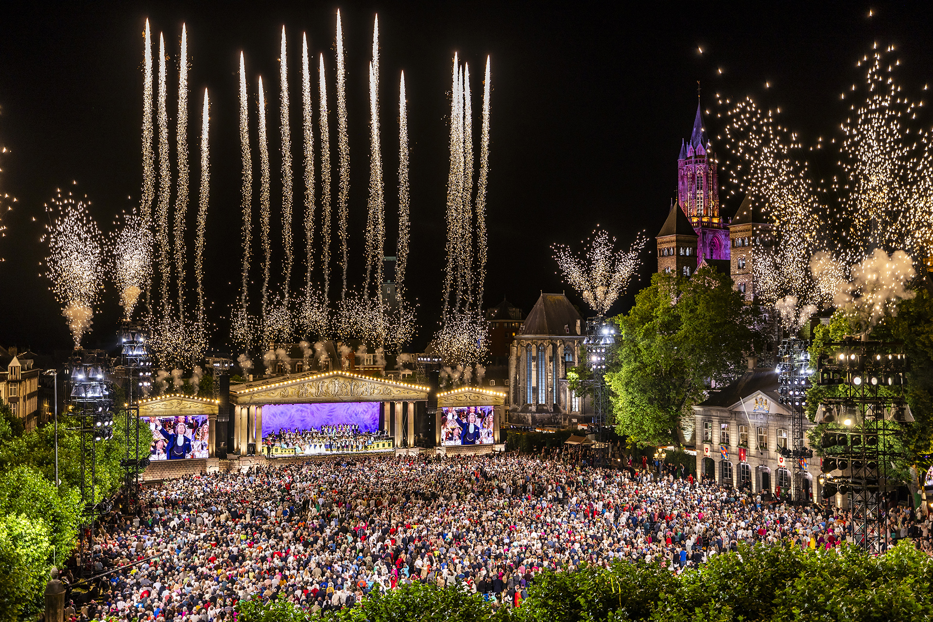 André Rieu's 2025 Maastricht Concert: Waltz The Night Away!